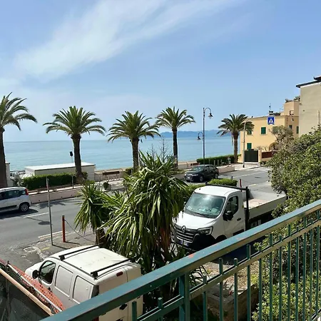 Welcome - Solemare * Varigotti